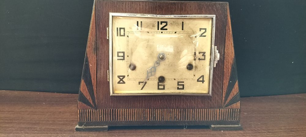 Lot 305: Art Deco Dark Brown Wooden Mantel Clock by Provincial Maker