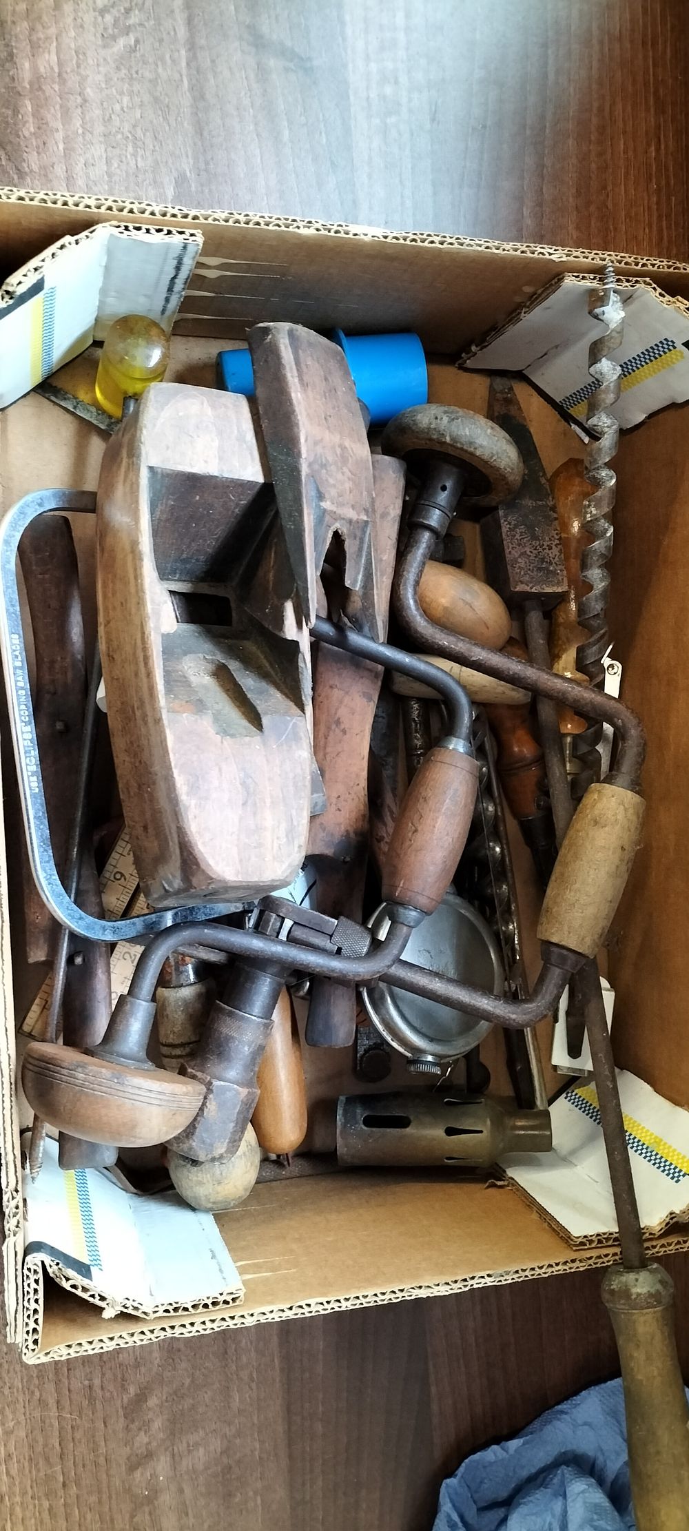 Lot 326: Seven Woodworking Hand Tools