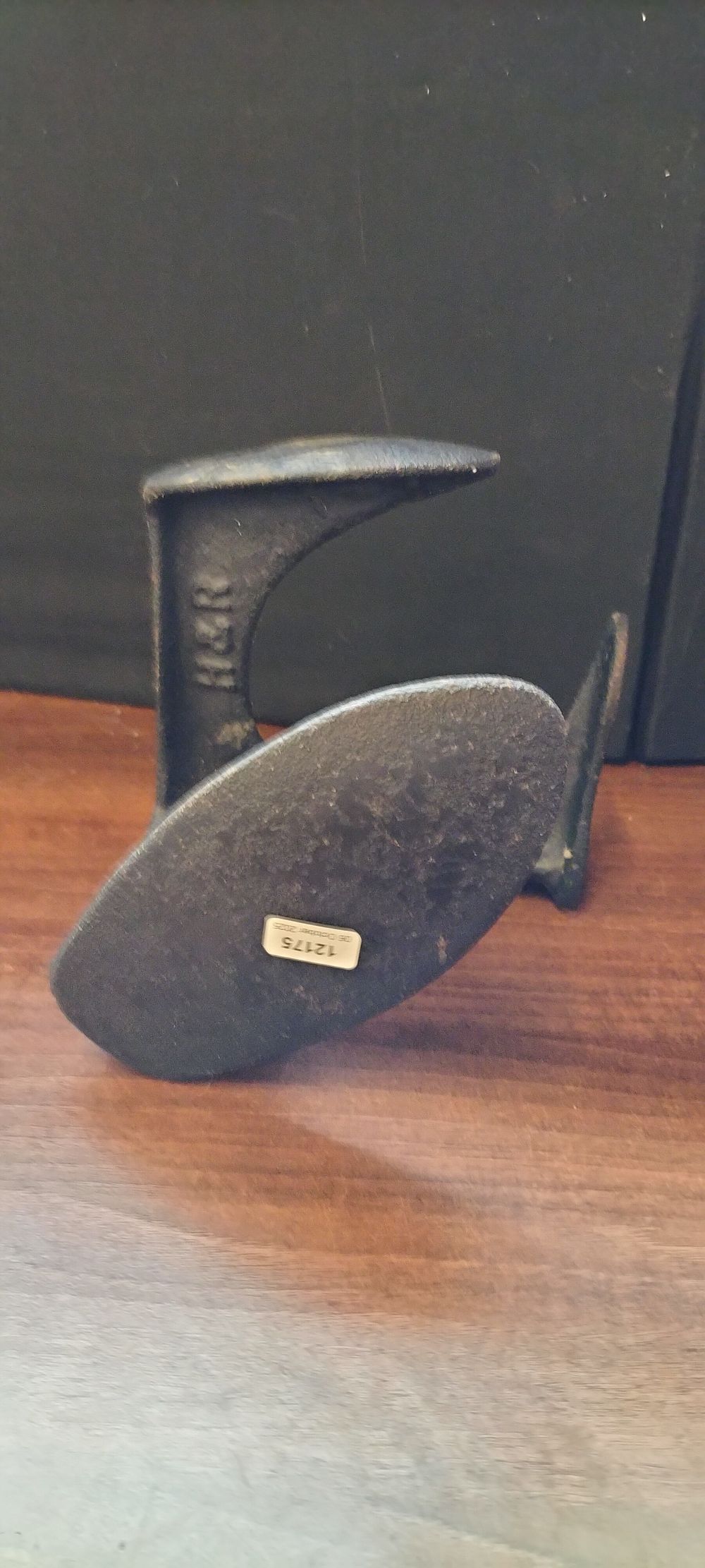 Lot 332: Antique Cast Iron Cobbler Shoe Last