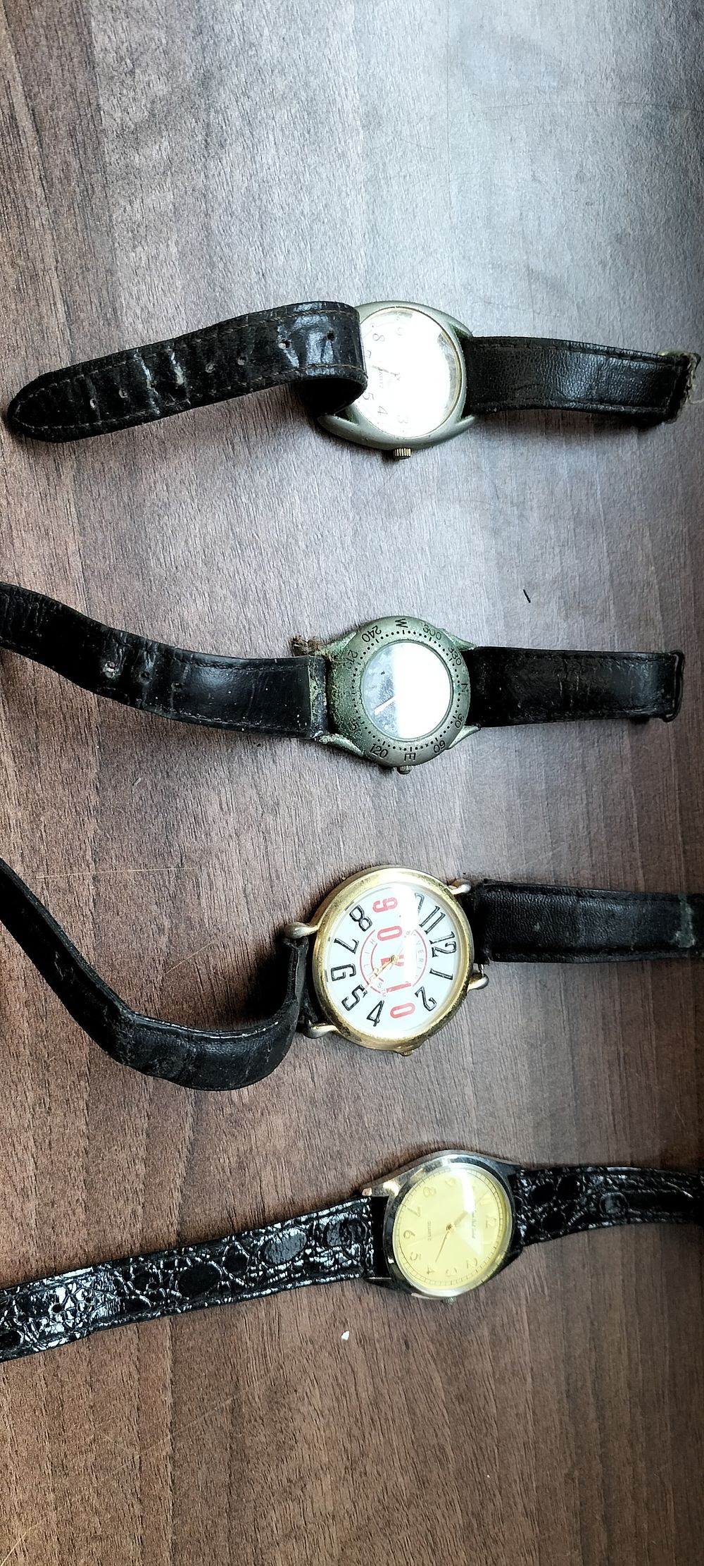 Lot 349: Four Assorted Wristwatches