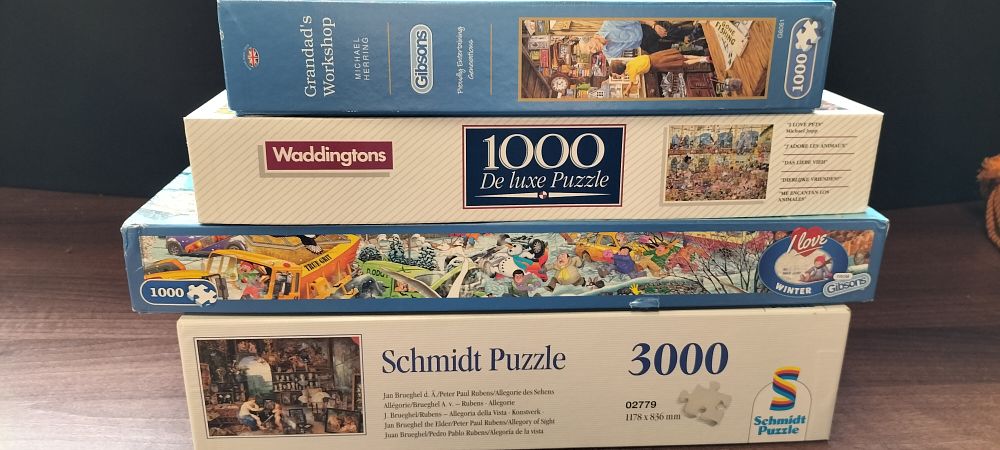 Lot 490: Four Assorted Jigsaw Puzzles