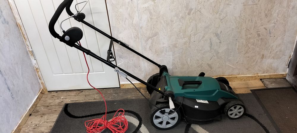 Lot 494: One Ferrex HLM44A Electric Lawn Mower, tested for power.