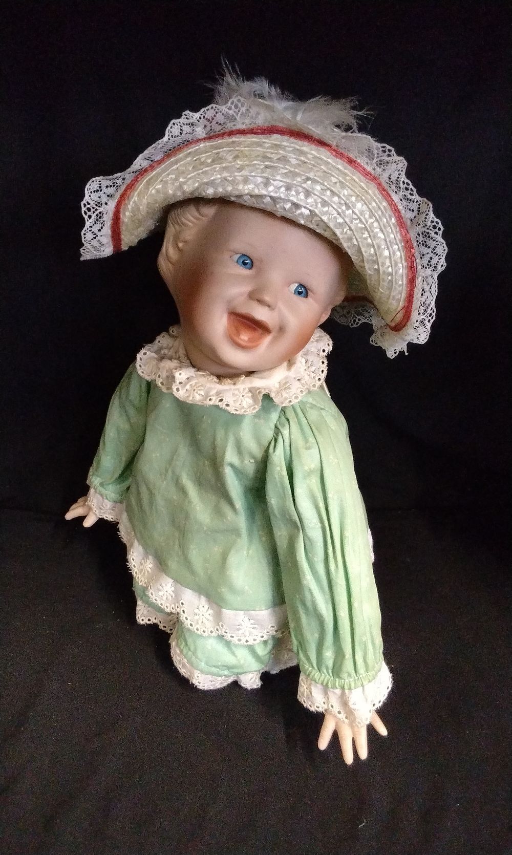 Lot 720: Yolanda Bello Jessica Porcelain Doll