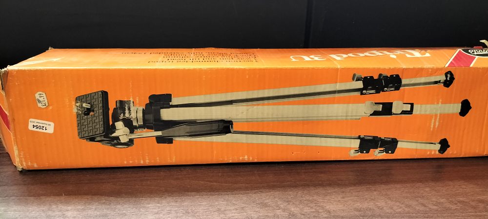 Lot 680: Boots Tripod 3U, Silver and Black, Made in Japan, Boxed
