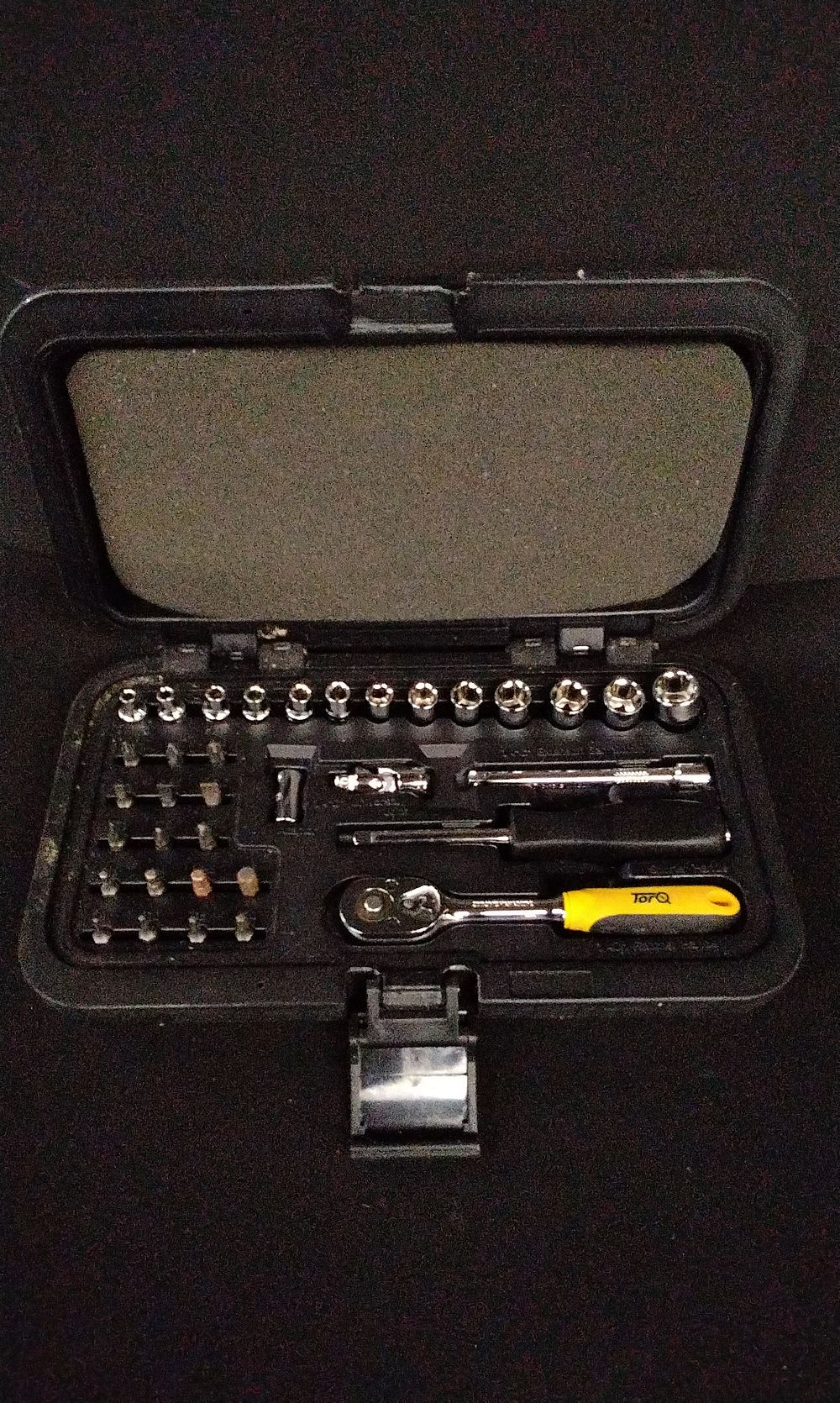 Lot 706: TorQ Black Socket Wrench Set with Chrome Vanadium Tools