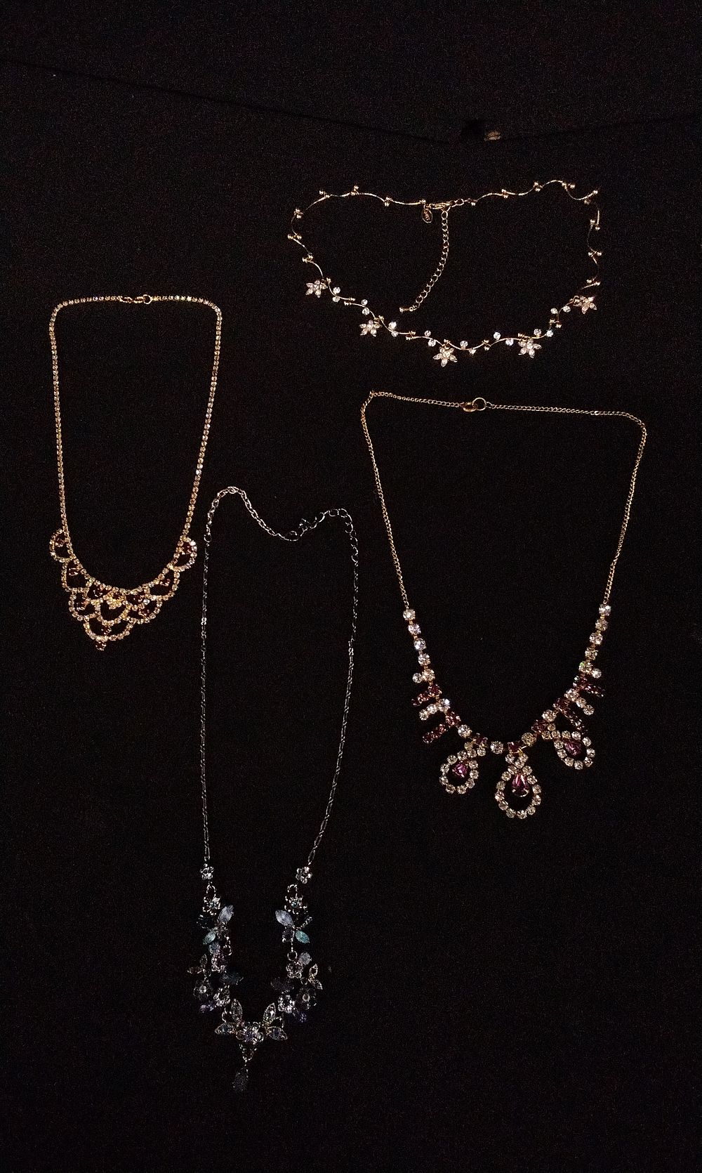 Lot 744: J.Crew Gold-Tone Rhinestone Vine Necklace