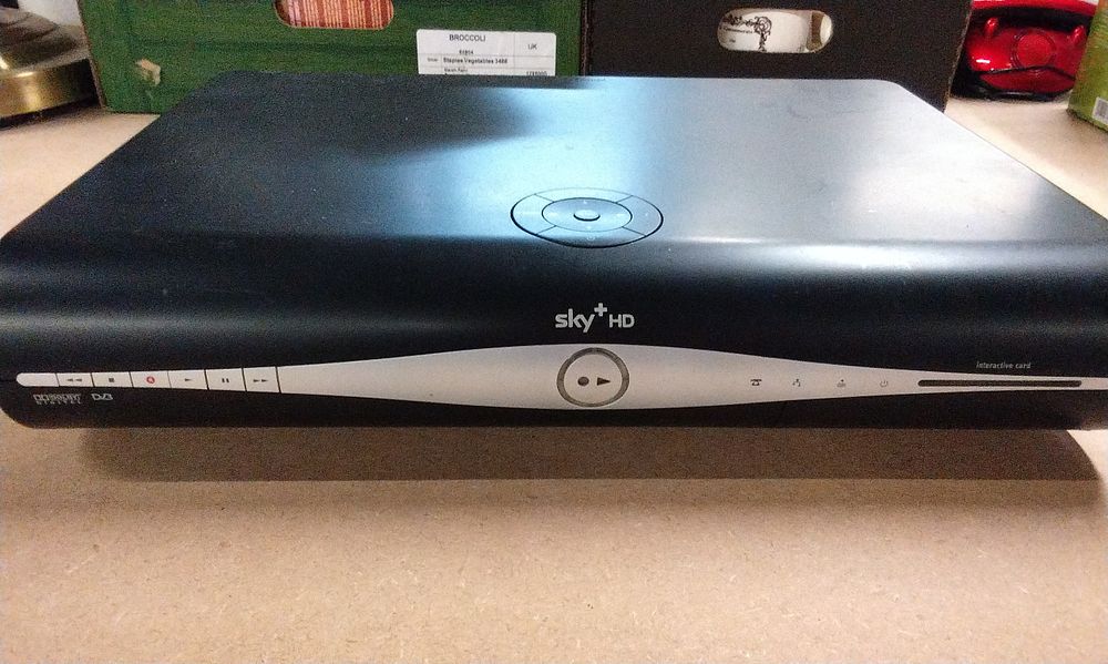 Lot 583: Amstrad Sky HD Digital Video Recorder DRX7800K