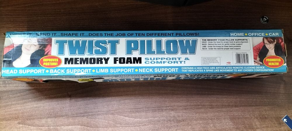 Lot 671: One Twist Memory Foam Support Pillow