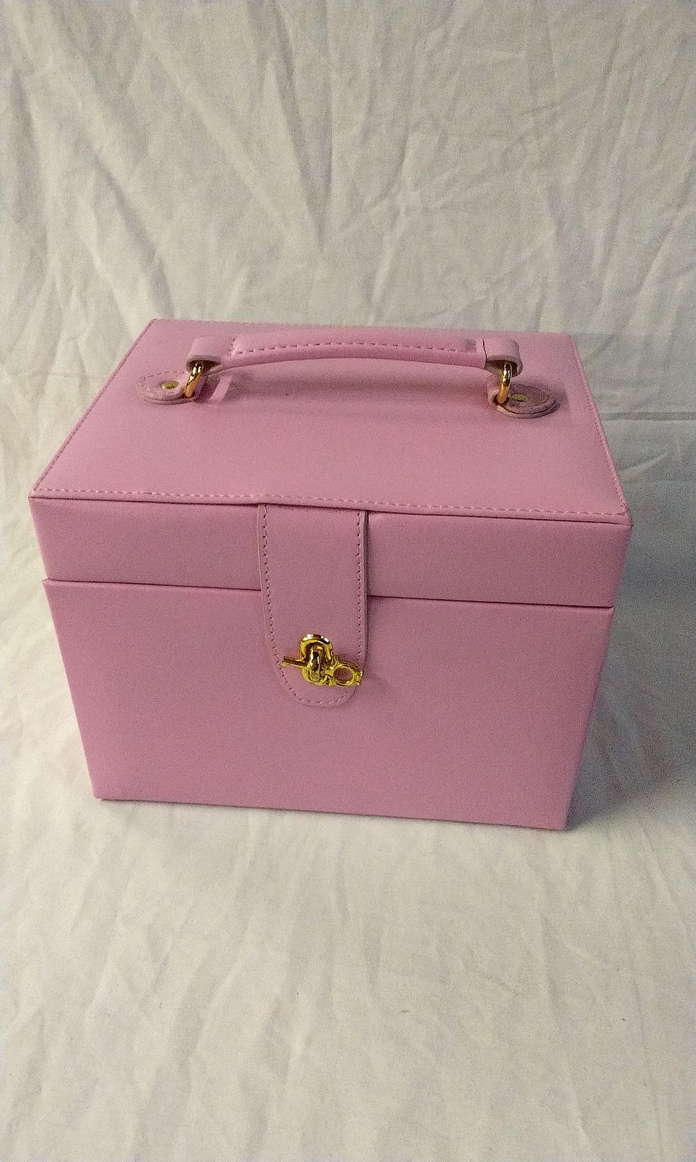 Lot 214: Pink Leatherette Jewellery Box