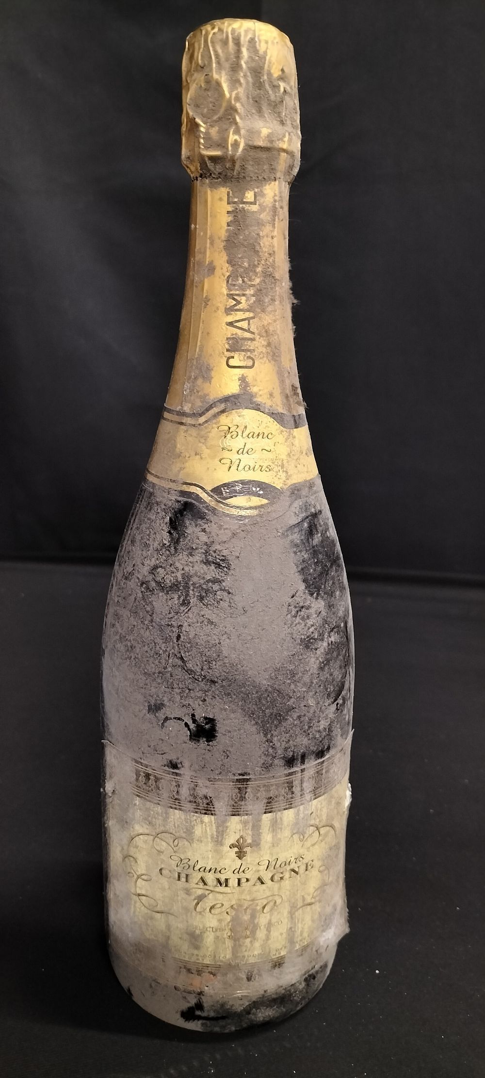 Lot 186: 75cl Bottle of Blanc De Noirs Brut Champagne