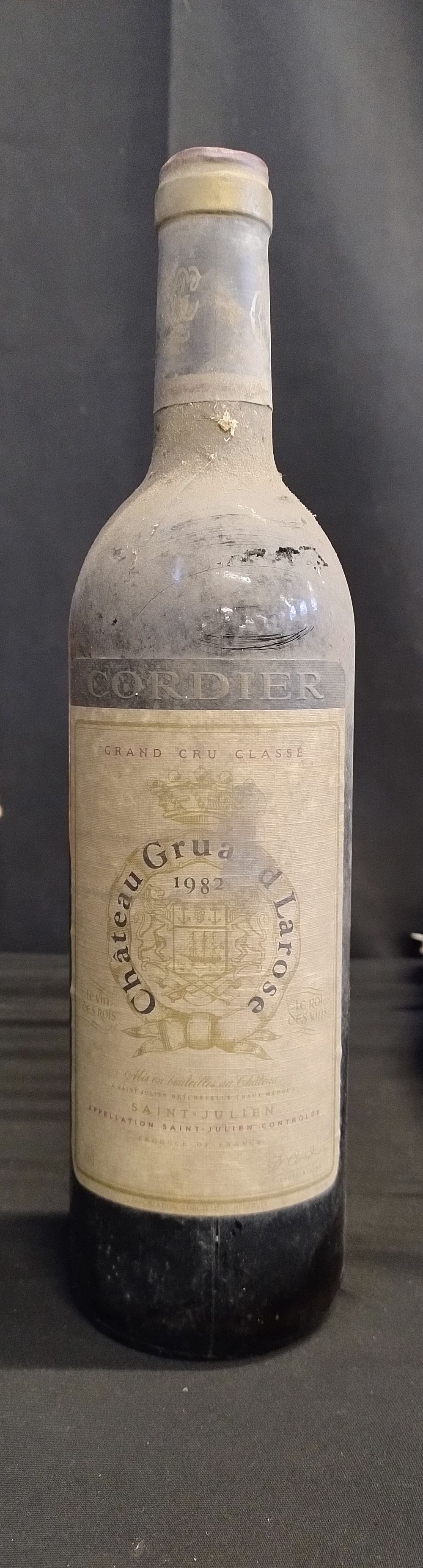 Lot 185: A very rare Unopened bottle of 1982 Cordter Chateau Gruaud Larose Red wine