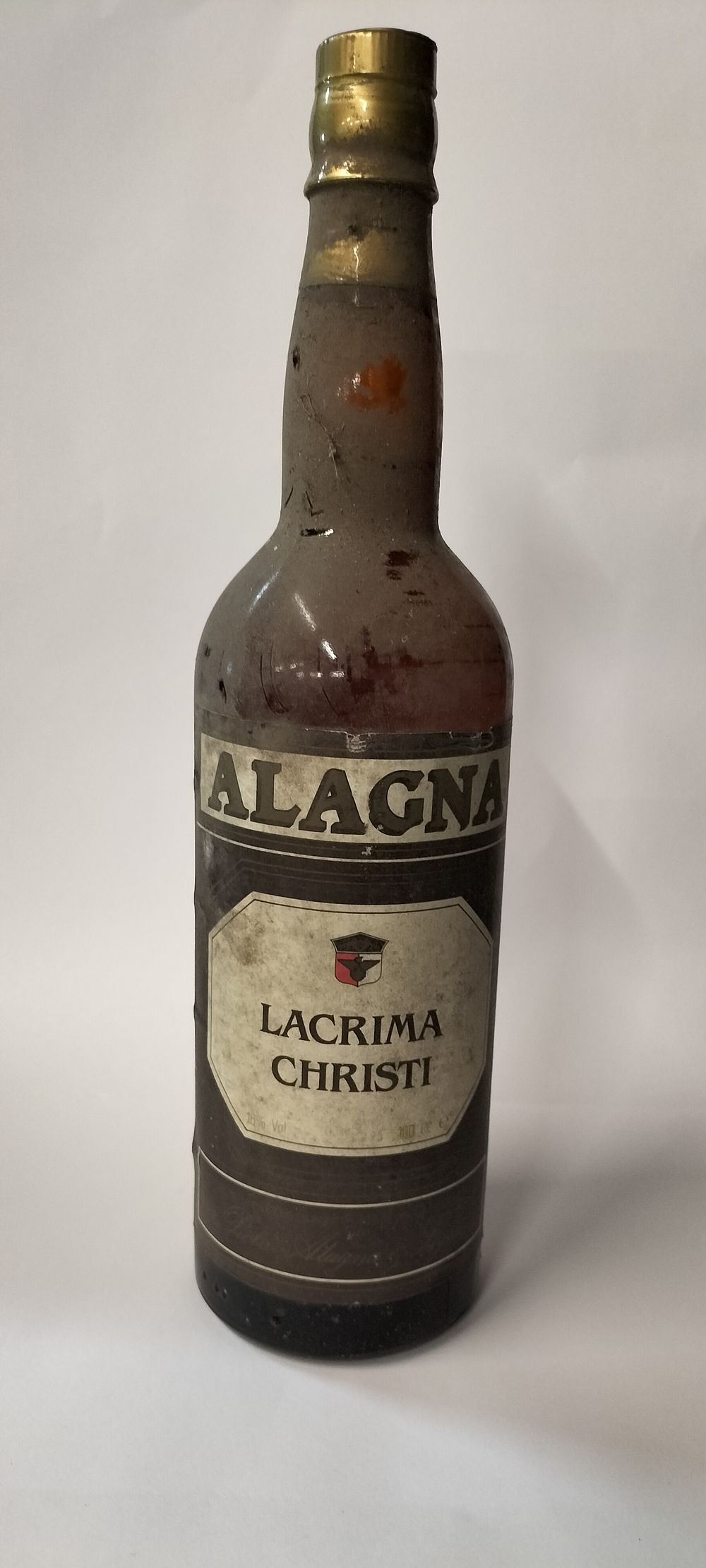 Lot 297: A Bottle of Alagna Lacrima Christi (Tears of Christ)