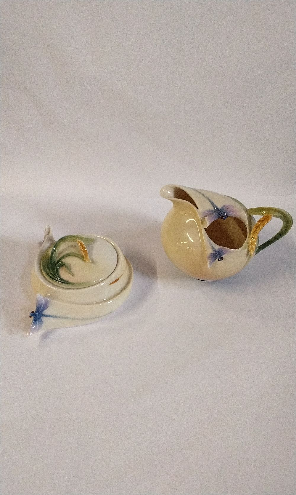 Lot 274: Franz Porcelain Dragonfly Creamer and Sugar Bowl set.