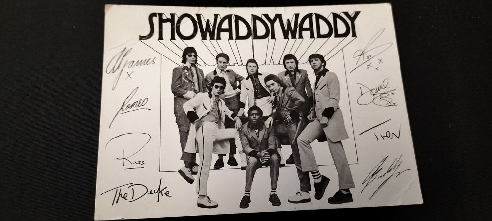 Lot 347: Signed Showaddywaddy Postcard Sized Picture