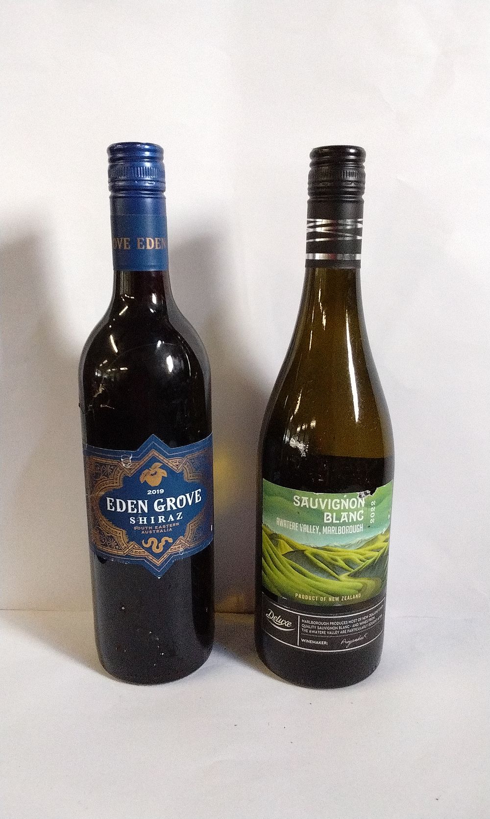 Lot 725: Two Unopened Bottles of wine