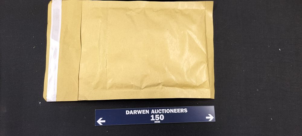 Lot 159: 100 small size 1 mail Jiffy bags