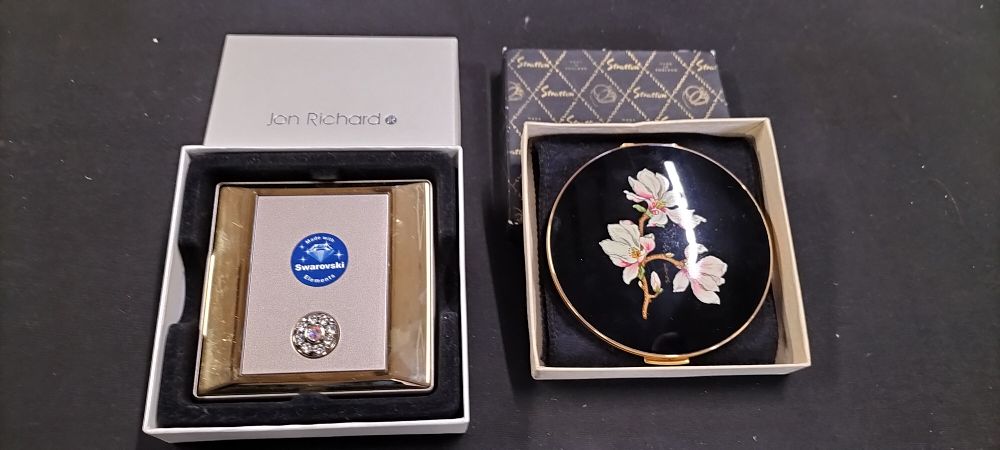 Lot 170: Two Compacts, One Stratton, Round, Enameled. One Jon Richard Gold Tone, Double Mirrored, With Swarovski Elements