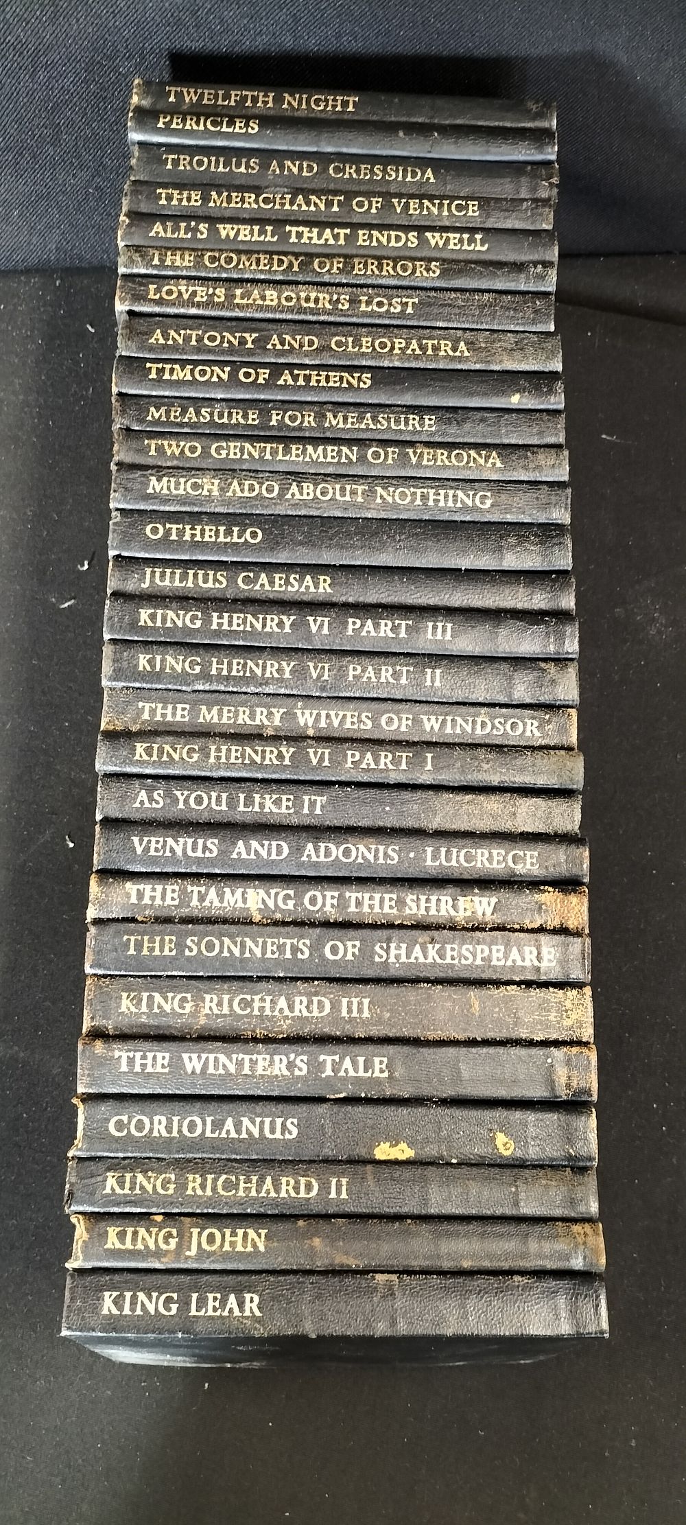 Lot 178: A Collection of Books From the New Temple Shakespeare Series