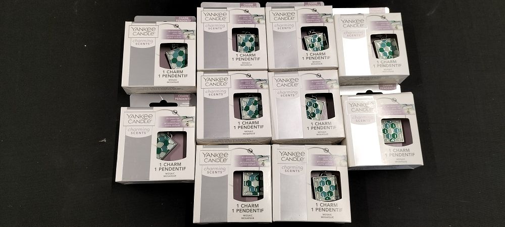 Lot 337: Yankee Candle Charming Scents Mosaic Charm x 10
