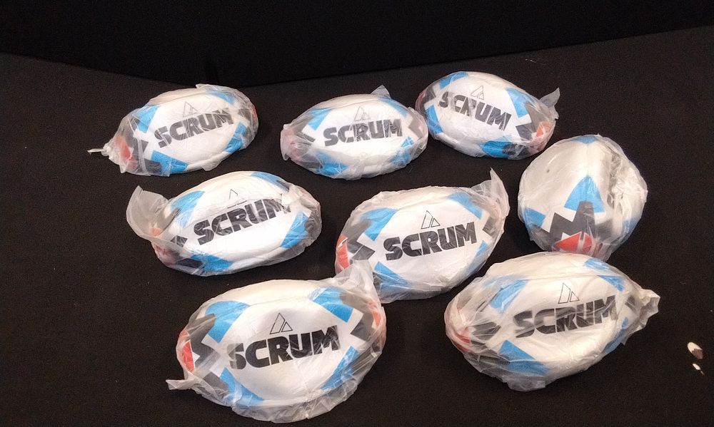 Lot 479: 8x Miniture Scrum Rugby Balls