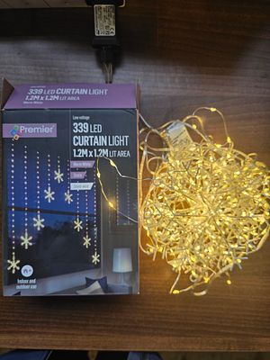 Premier 339 LED curtain light 1.2m x 1.2m warm white silver wire