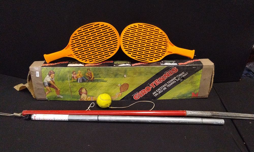 Lot 652: Boxed Vintage Gyro-Tennis Game