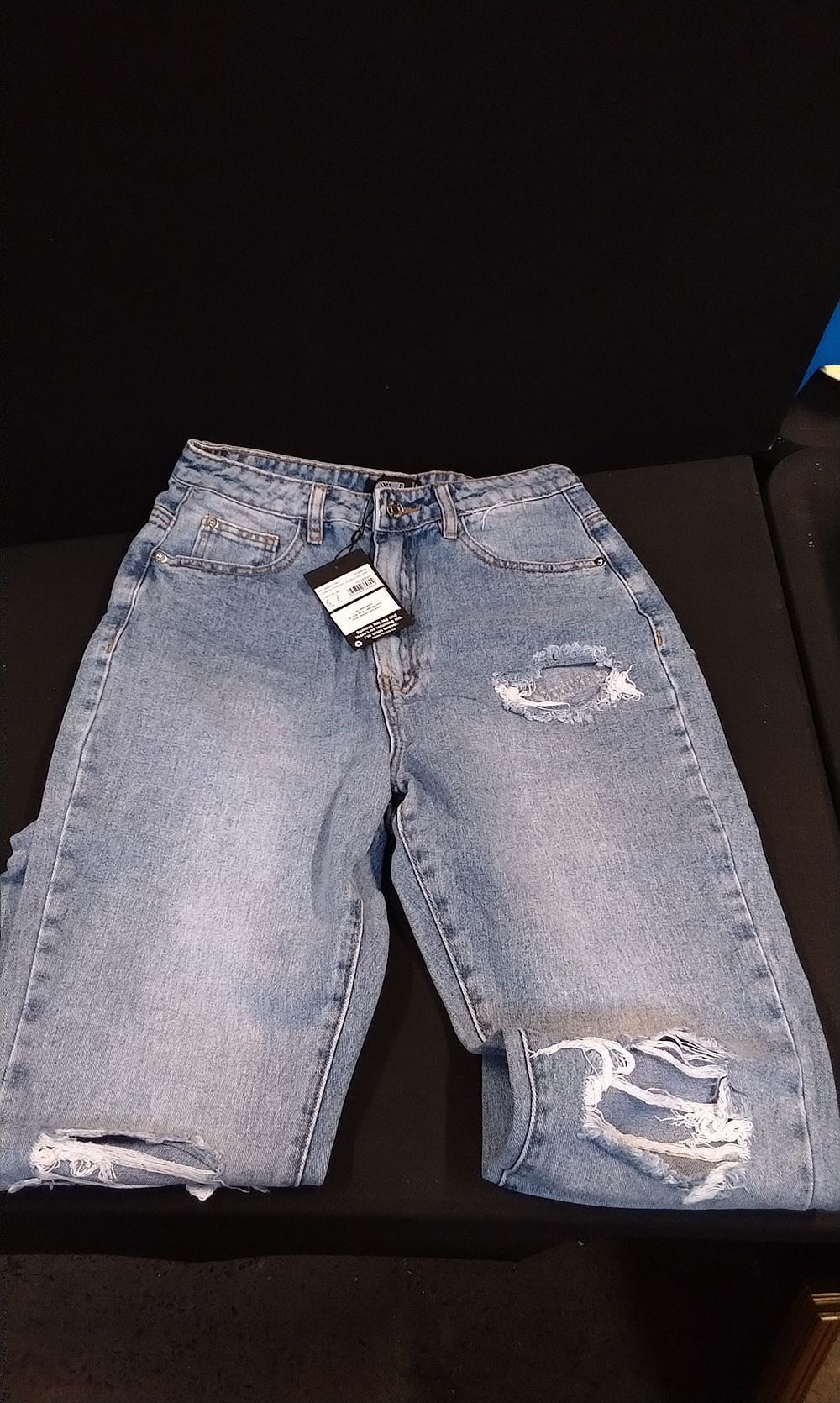Lot 654: Brand New Missguided Loose Fit Straight Leg Split Hem Jeans