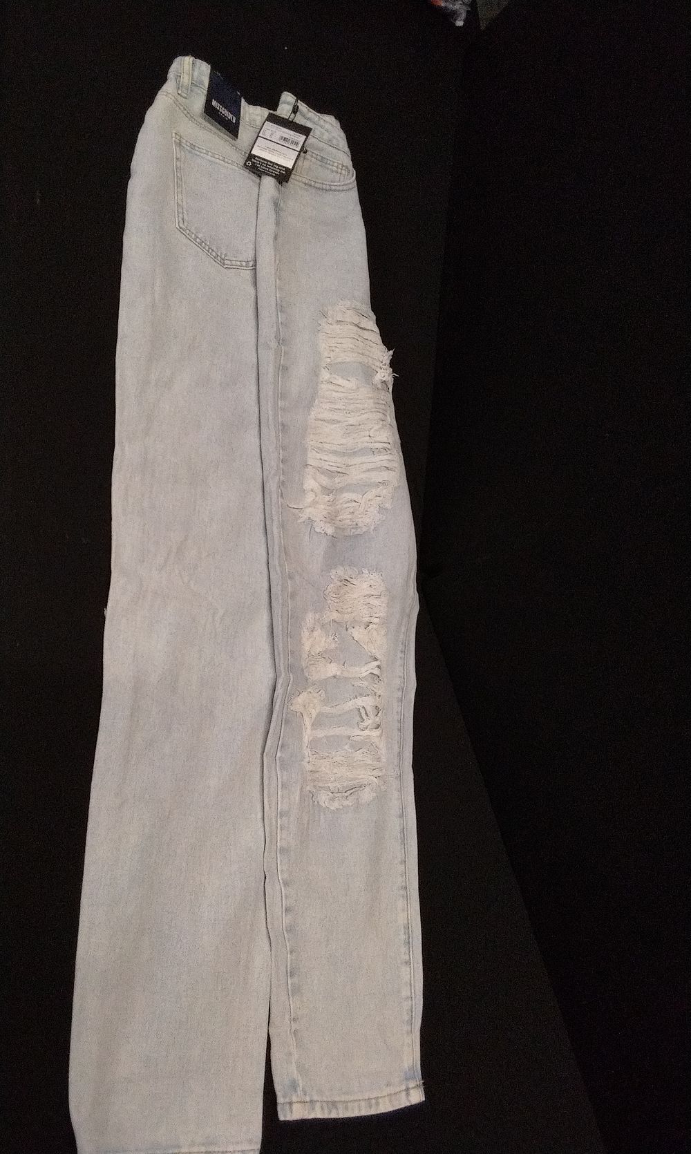 Lot 663: Brand New. Missguided Riot Light Vintage Distress Mom Jeans