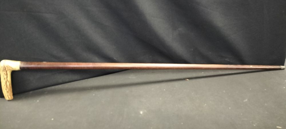 Lot 363: Walking Cane, Tapered, with Horn/Antler Handle