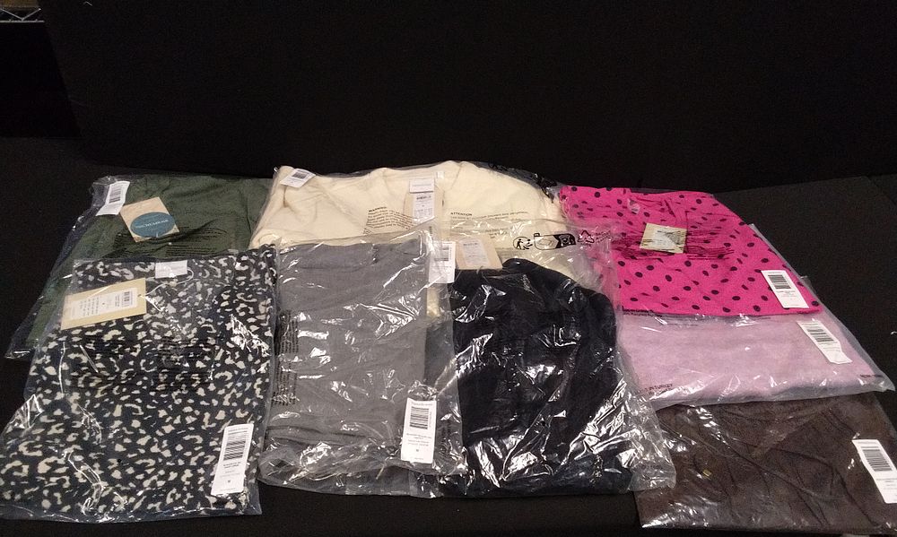 Lot 696: Brand New Mama;Licious Maternity Wear