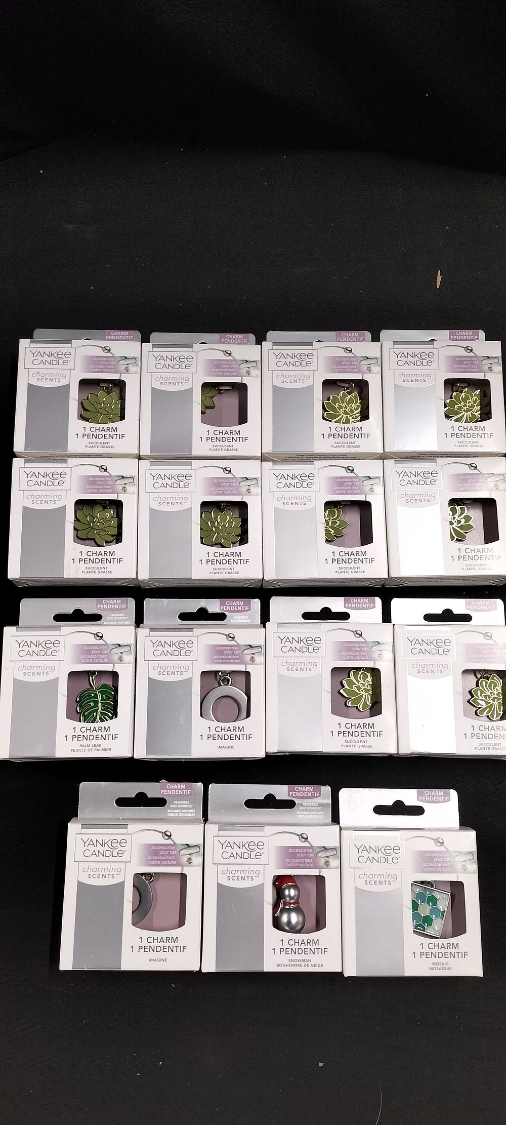 Lot 375: 15 Yankee Candle Charming Scents Charms. 10 Succulent...
