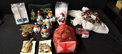 Job Lot of Christmas Items Including Beads, Snowman Baubles, Feather Decorations and other items