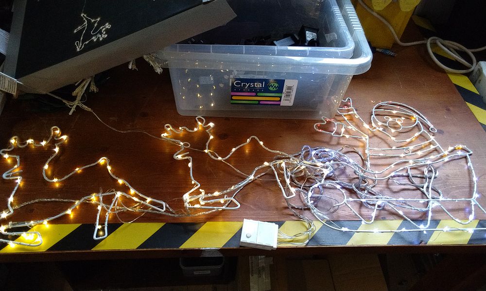 Lot 605: Premier Low Voltage Microbrights