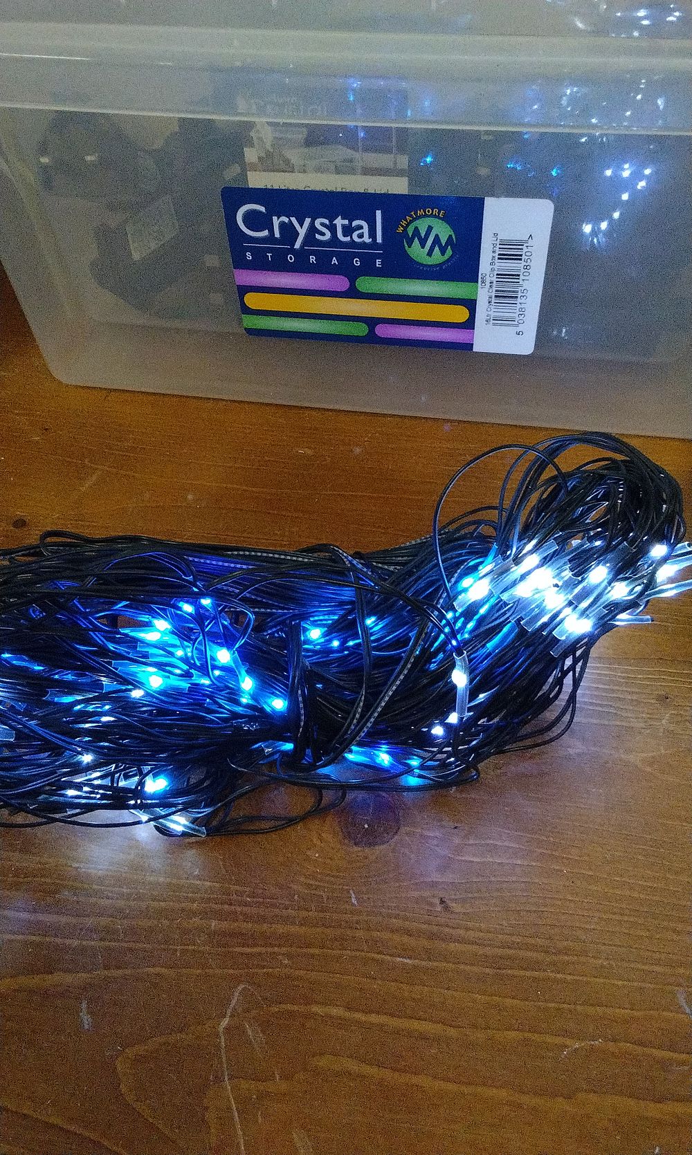 Lot 615: Premier. Low Voltage. 180 LED Net Light
