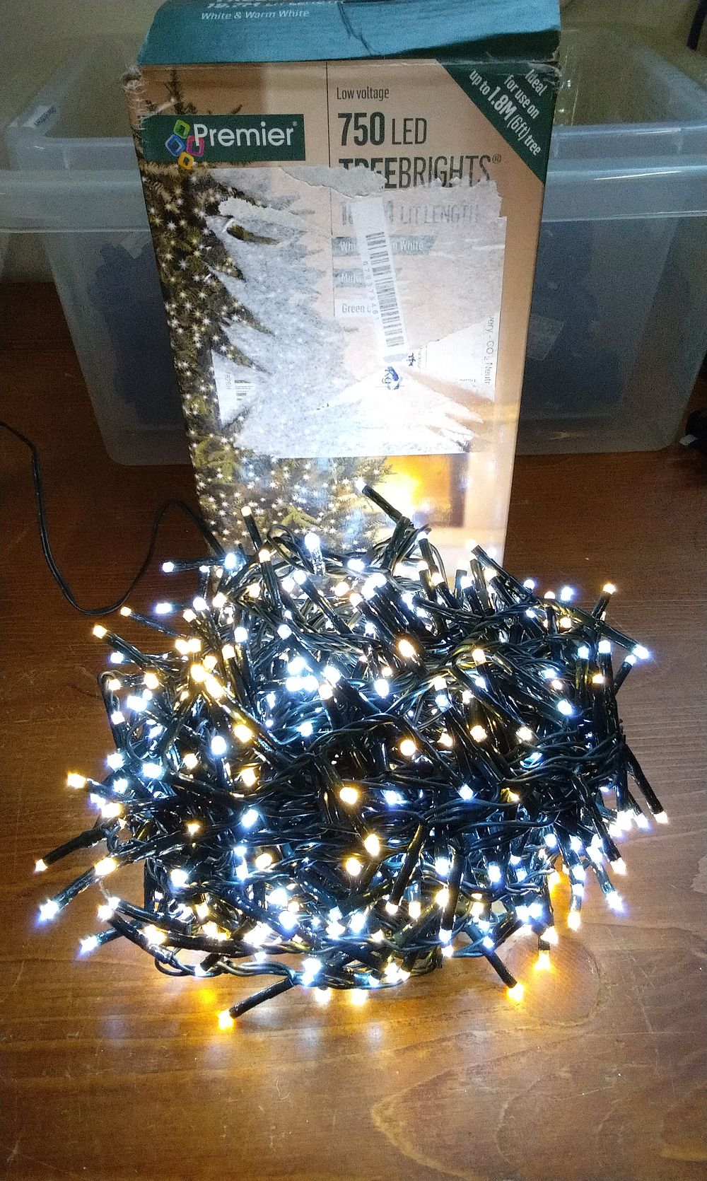 Lot 622: Premier, Low Voltage 750 Tree Brights