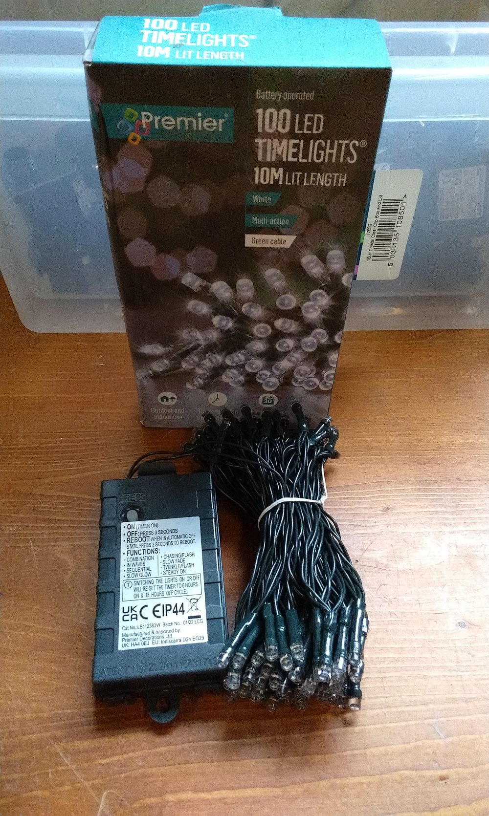 Lot 628: Premier Battery Operated 100 LED