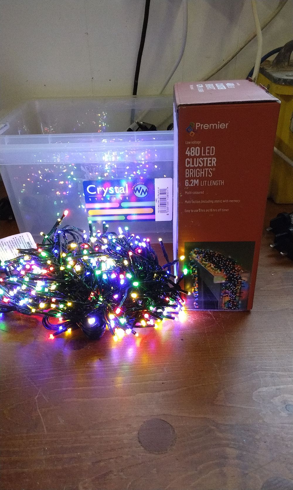 Lot 632: Premier Low Voltage 480 LED Cluster Brights