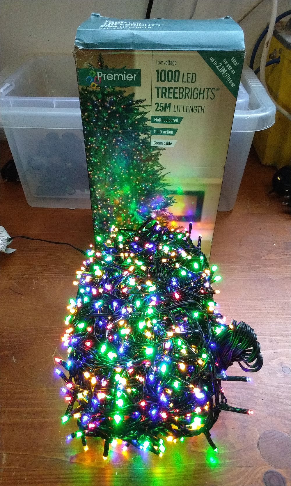Lot 640: Premier Low Voltage 1000 LED Tree Brights