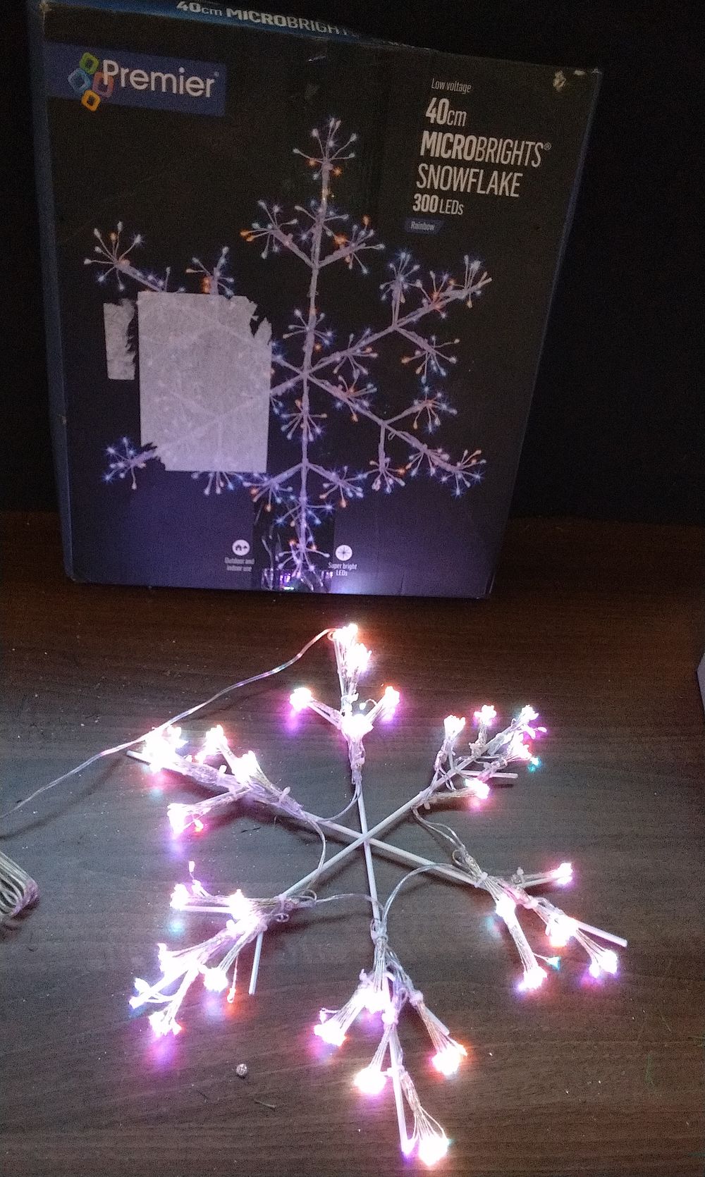 Lot 661: Premier Low Voltage 40cm Microbrights Snowflake,