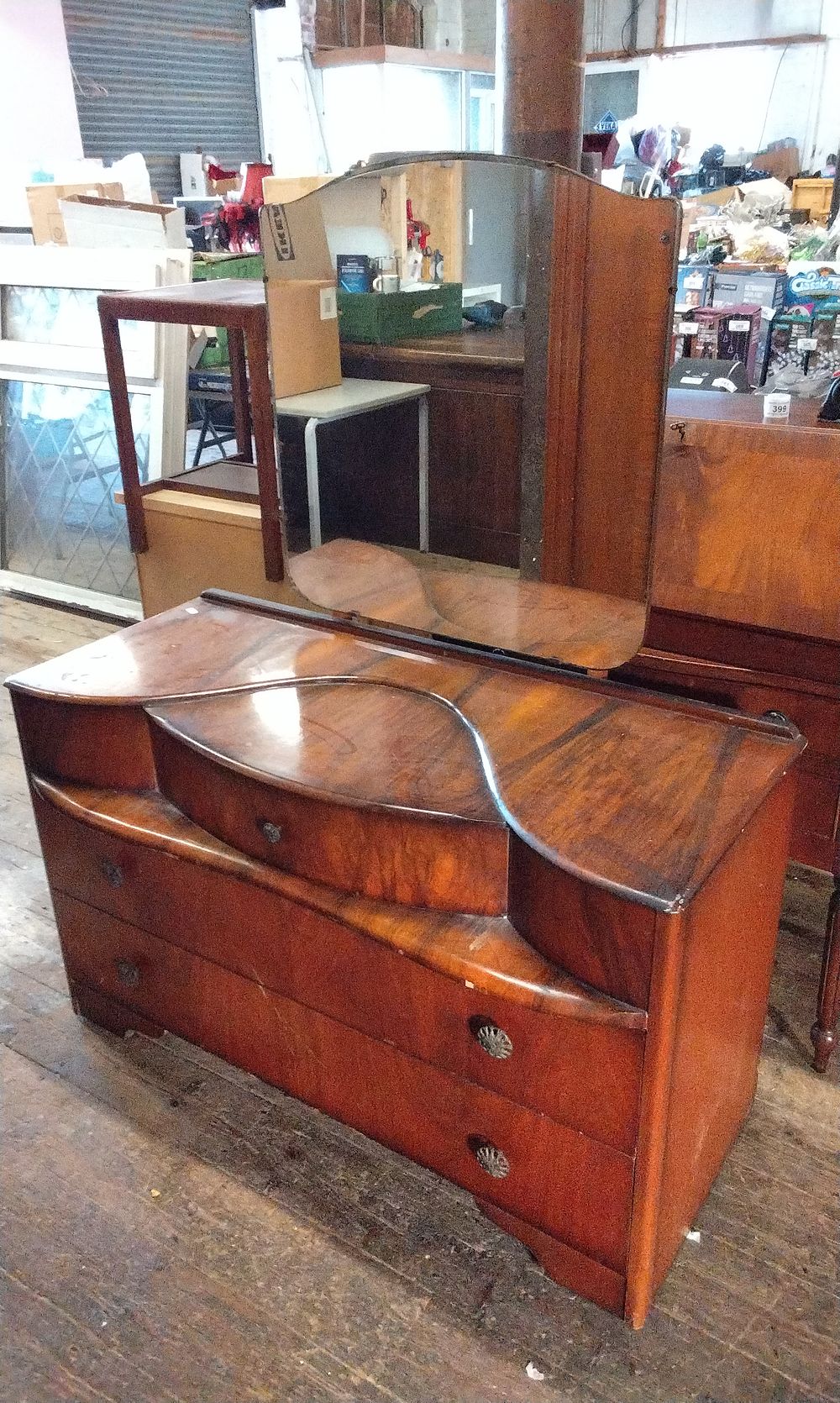 Lot 669: Art Deco Burr Walnut 3 Drawer Dressing Table with Mirror