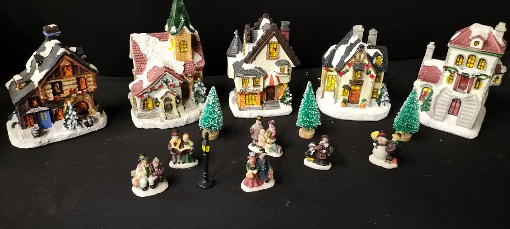 Lot 672: Christmas Hamlet Decoration