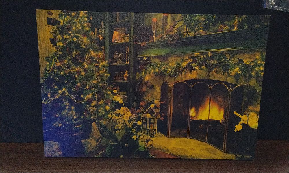 Lot 698: Christmas LED Canvas