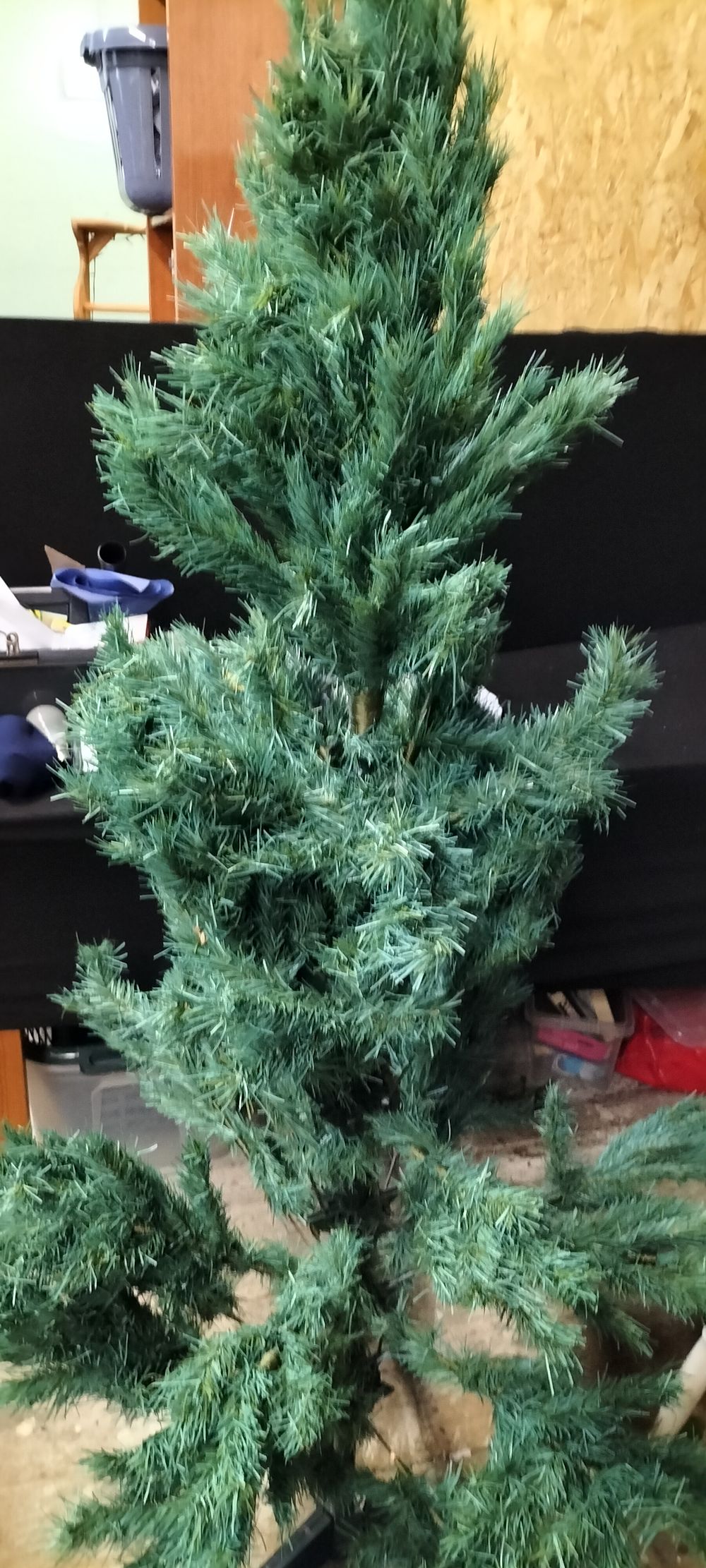 Lot 714: A 6ft Christmas Tree with Plastic Base, Splits...