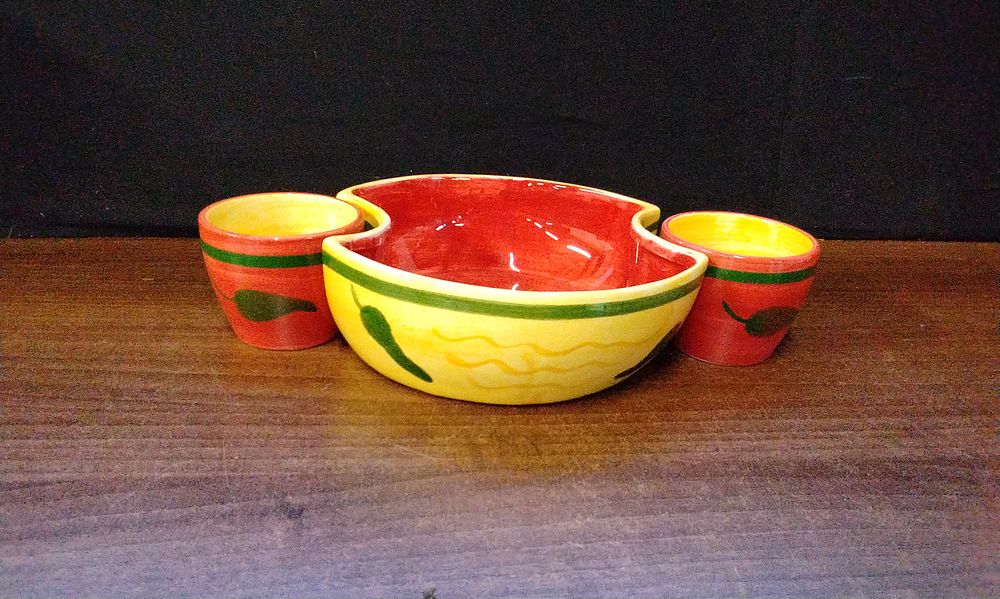 Lot 749: Clay Art Jalapeno Peppers Condiment Server