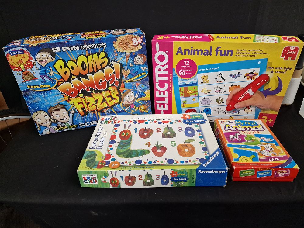 Lot 767: x4 Selection of Games and Puzzles