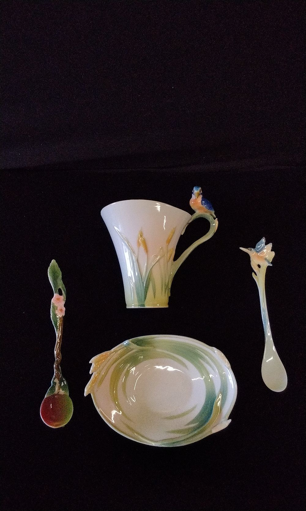 Lot 175: Franz Porcelain Bird Handle Cup and Saucer