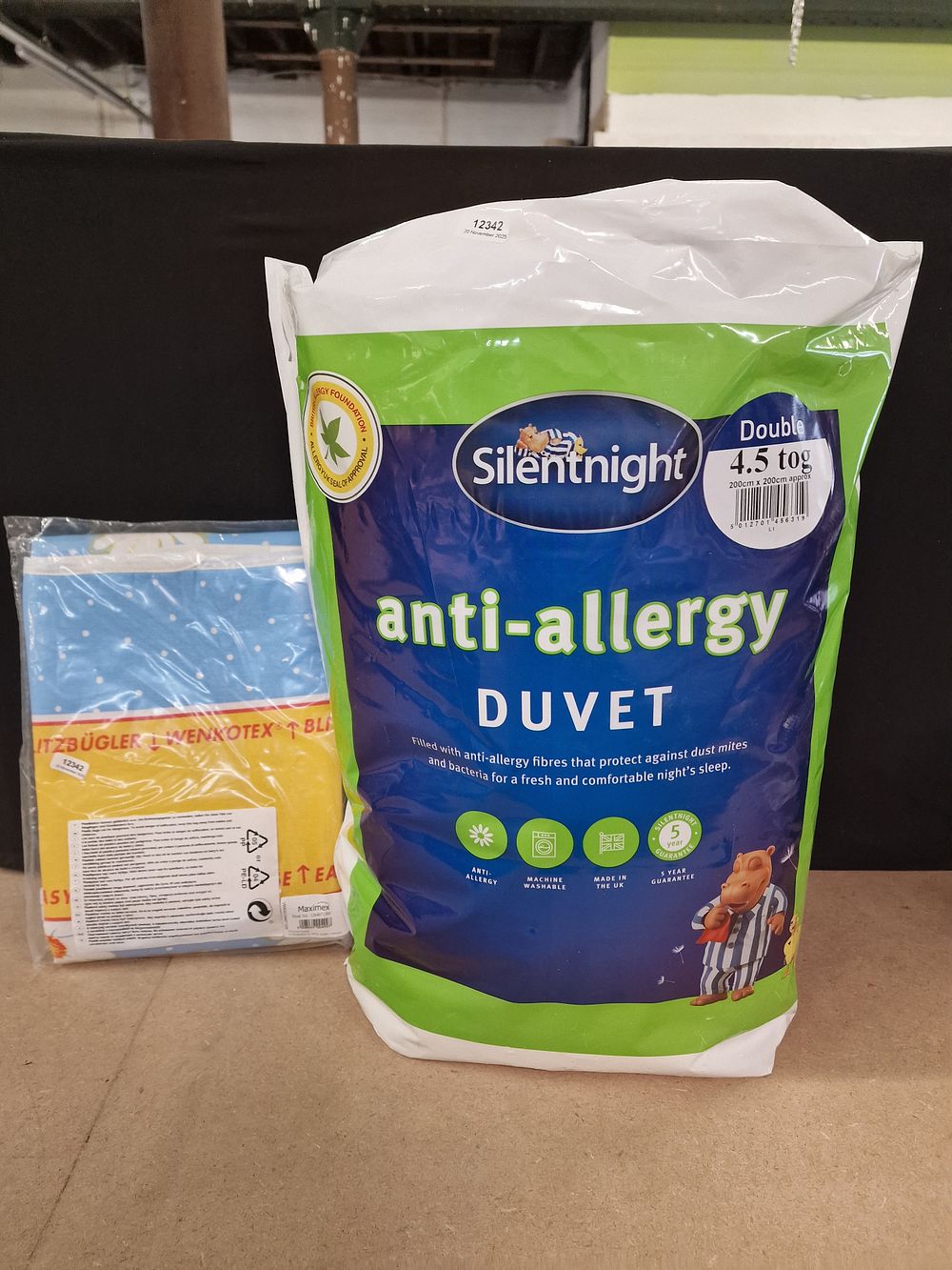 Lot 351: A Silentnight Duvet and WENKOTEX Bedding Item