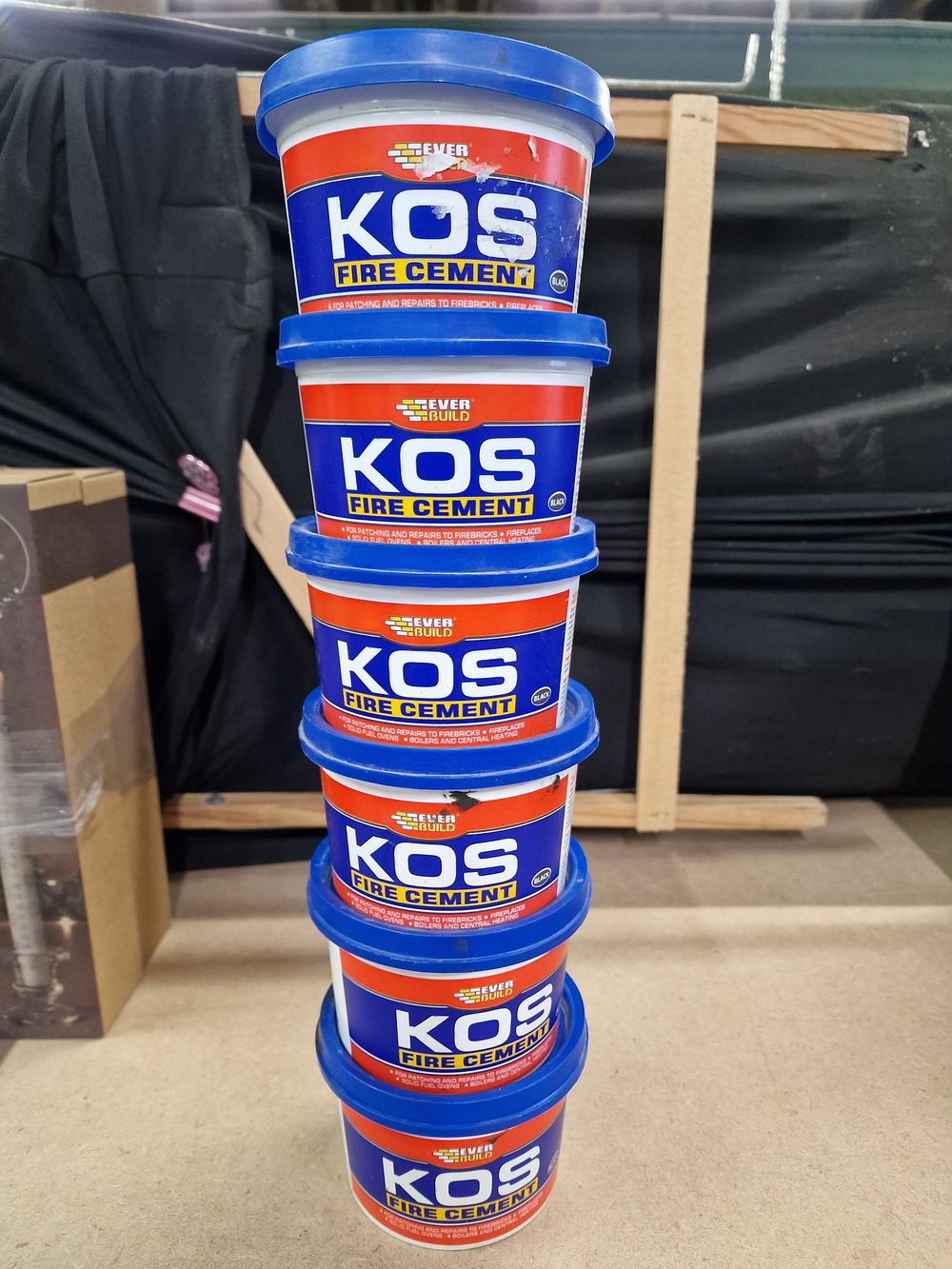 Lot 377: Six Brand New Everbuild KOS Black Fire Cement Tubs, 1kg Each