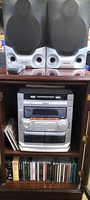 Philips FW-C28 Mini HiFi System, Speakers, CDs, and Cabinet. A silver and black Philips FW-C28 