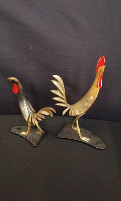Pair of Vintage Rooster Figurines Carved Animal Horn
